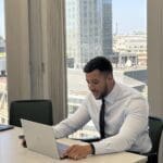 London office Akita salesman